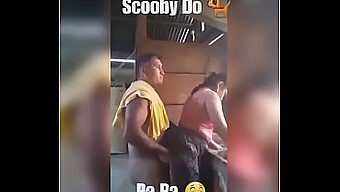 Scoby Ve Pa Pa'Nın Sıcak Seksi Karşılaşması