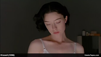 Actuación Desnuda Y Sexy De Molly Parker En Acción