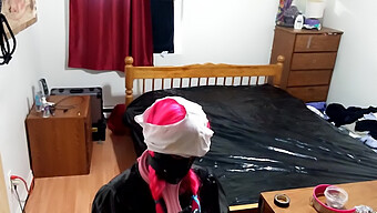 La Cameriera Sissy Assaggia Il Bdsm