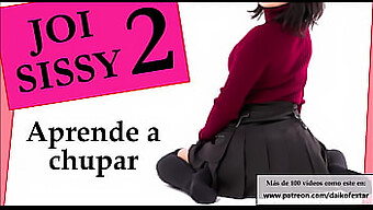 Sissy Aprende A Chupar Y Tomar Un Strapon En Este Video Gay