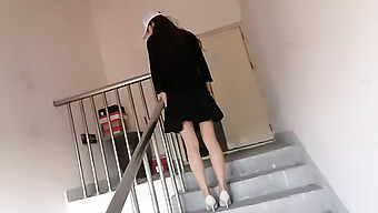 18-Year-Old Asian Girl Gets Wild In An Apartment Stairwell