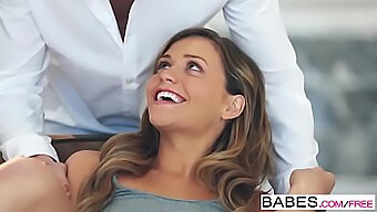 Mia Malkova I Richie Black W Dzikiej Scenie Seksu Oralnego I Waginalnego.