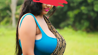 Indians In Action: Aunty'S Deep Throat And Ass Licking