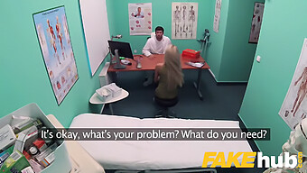 Video Hardcore De Una Rubia Rusa Tragando Semen En Un Ambiente Falso De Hospital