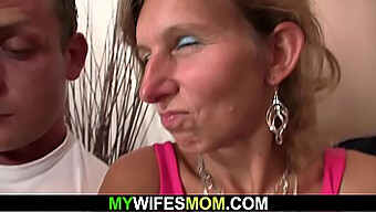 Mature Mom Gets Her Hairy Pussy Pounded From Behind