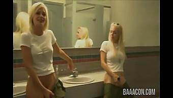 Jesse Jane และ Riley Steele ที่มีหน้าอกใหญ่สลับกันให้การสั่งสอนที่น่าเหลือเชื่อ