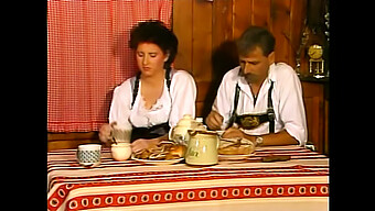 Tüylü Bir Heidi Ile Alman Vintage Porno